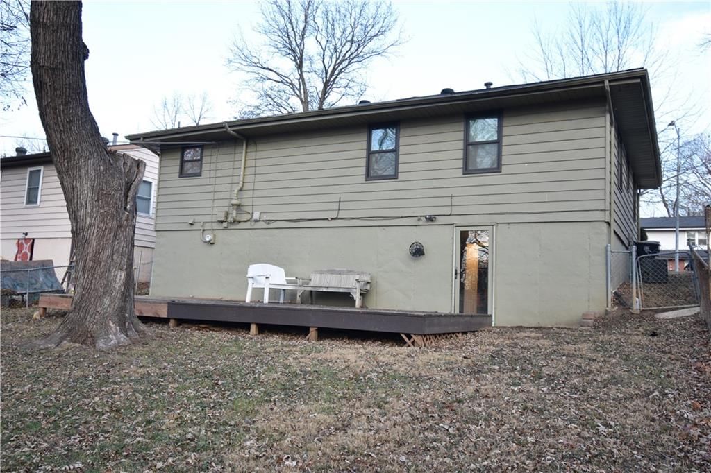 5216 N Palmer Avenue — photo 6