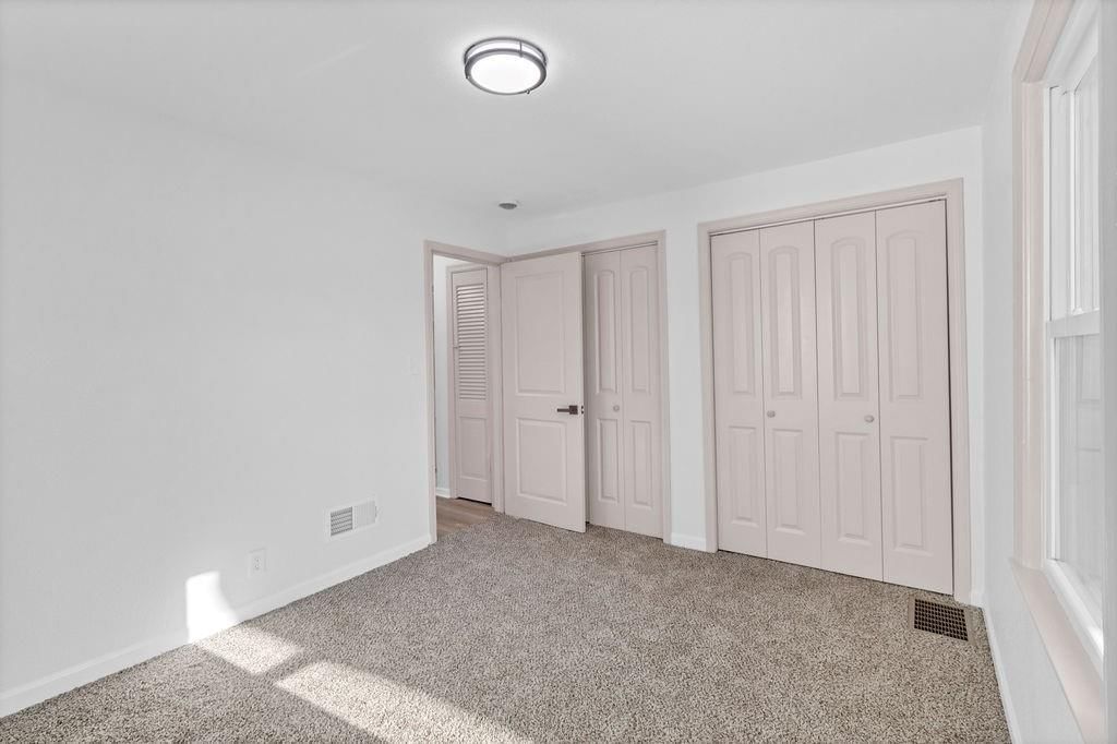 1223 W 32nd Street — photo 29