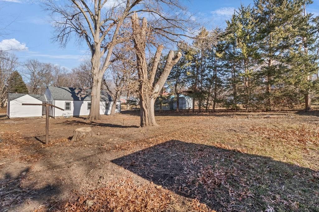 1223 W 32nd Street — photo 40