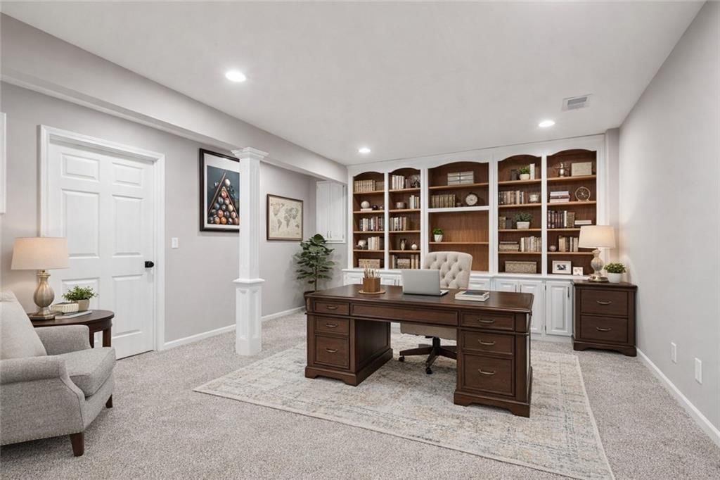 821 NE COLLEEN Drive — photo 41
