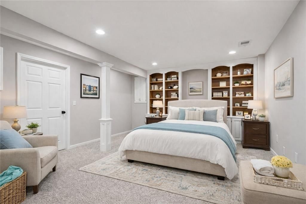 821 NE COLLEEN Drive — photo 42