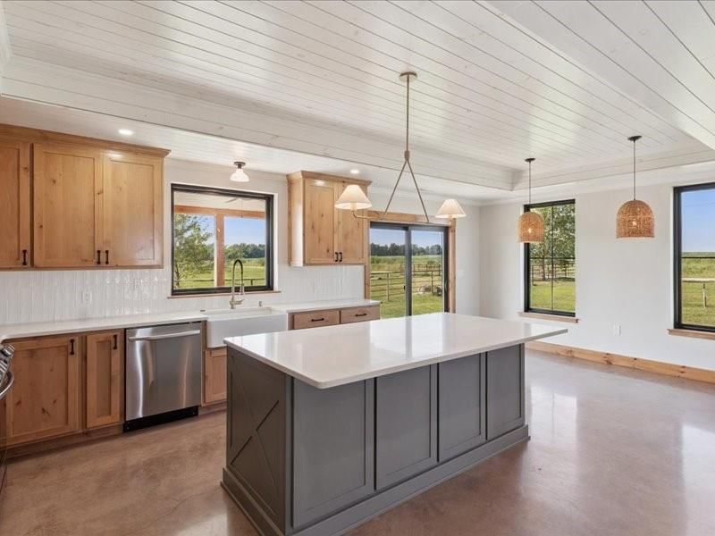 6239 NW County Road 4002 N/A — photo 10