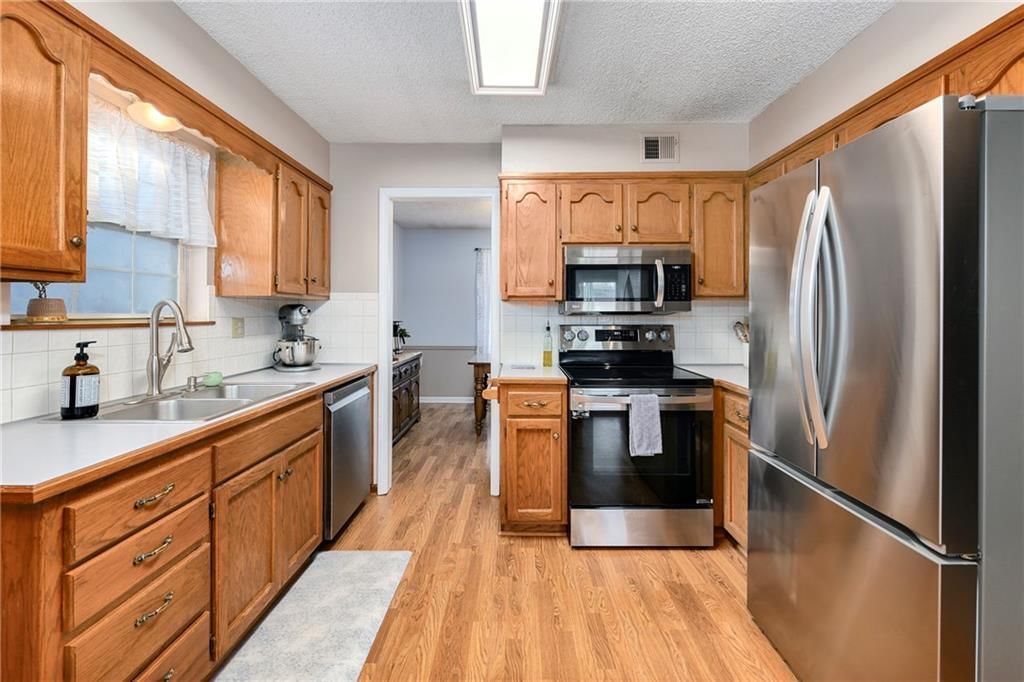 2504 NW Leann Drive — photo 14