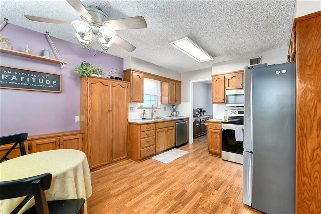 2504 NW Leann Drive — photo 15