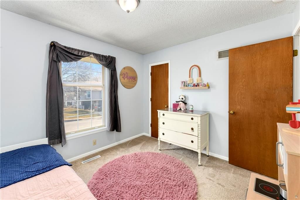 2504 NW Leann Drive — photo 24