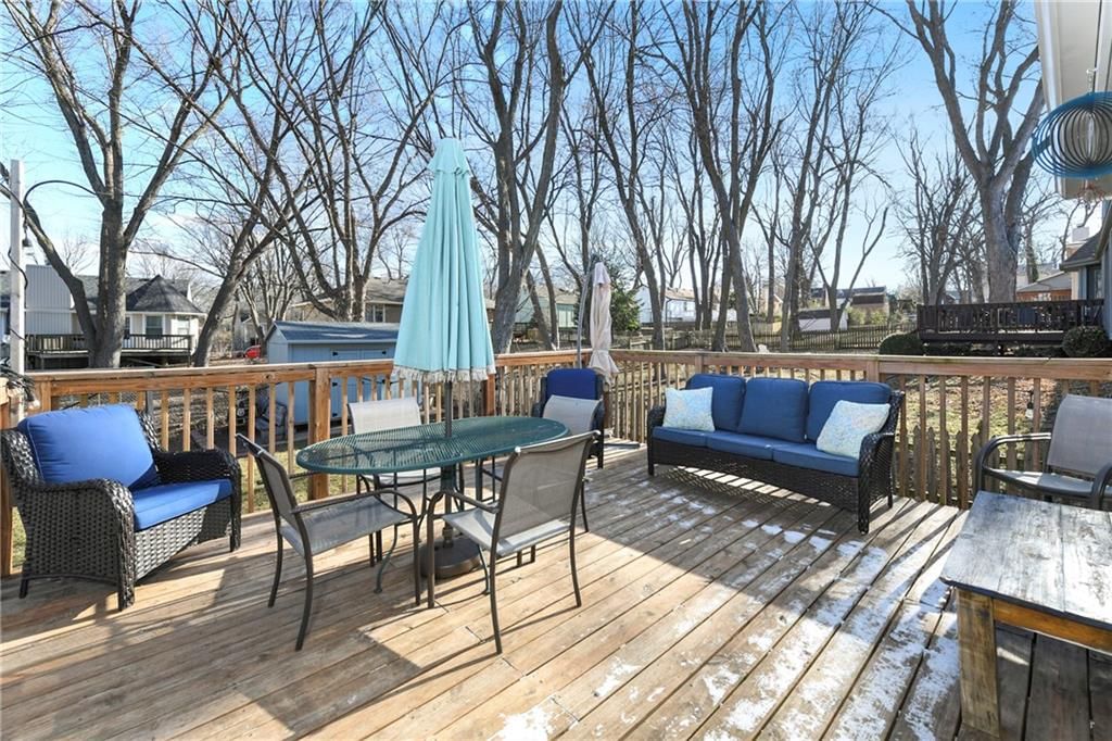 2504 NW Leann Drive — photo 34