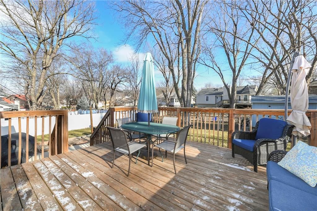 2504 NW Leann Drive — photo 35