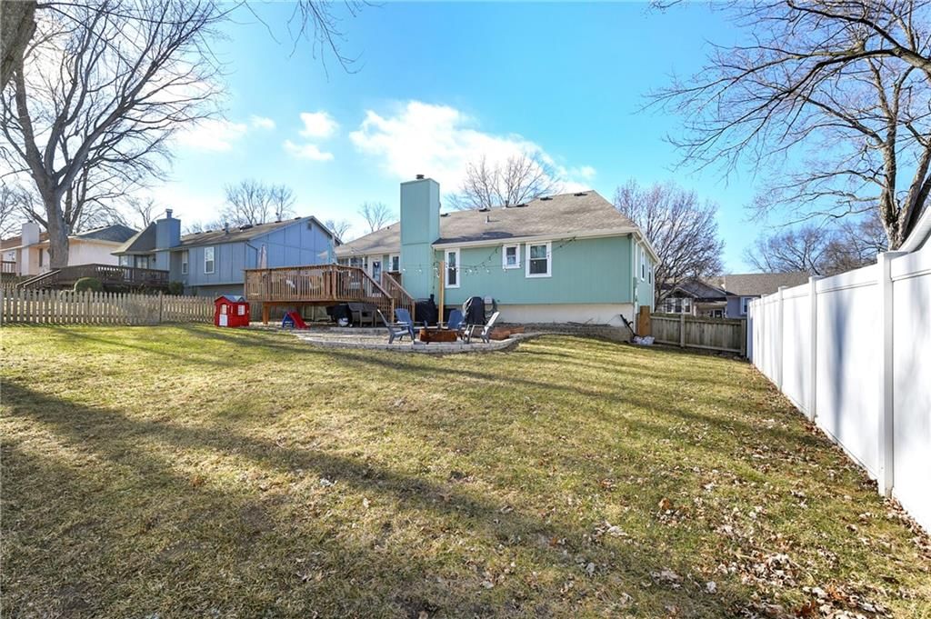 2504 NW Leann Drive — photo 39