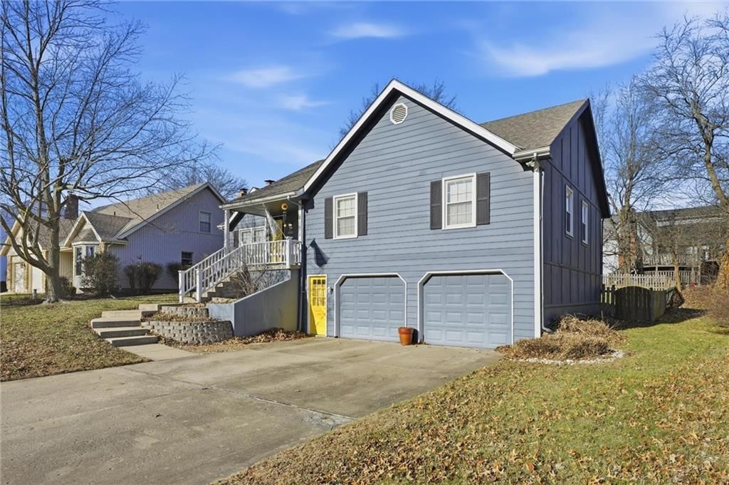 1004 SE 5th Terrace — photo 3
