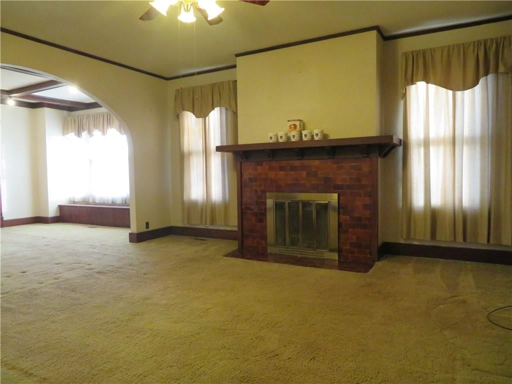 310 E Kaskaskia Street — photo 5