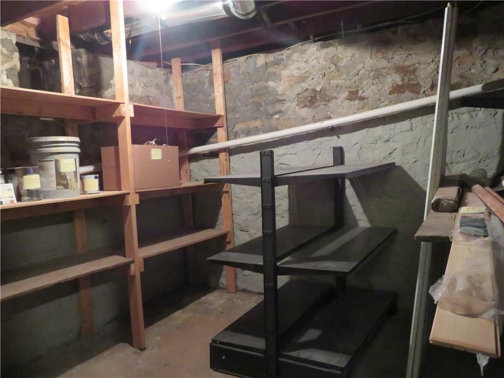 310 E Kaskaskia Street — photo 27