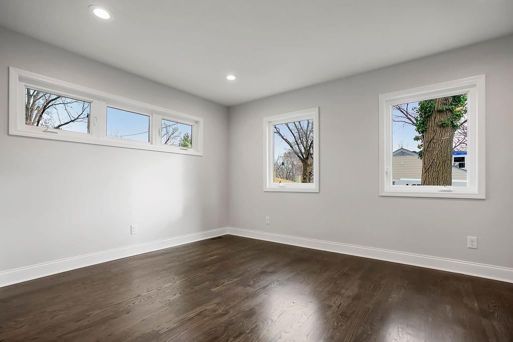 6914 Glenwood Street — photo 25