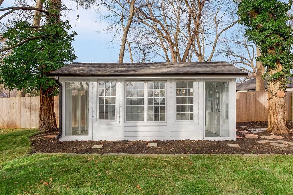 6914 Glenwood Street — photo 35