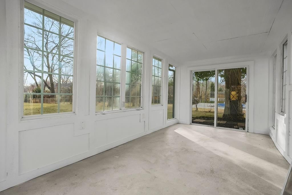 6914 Glenwood Street — photo 37