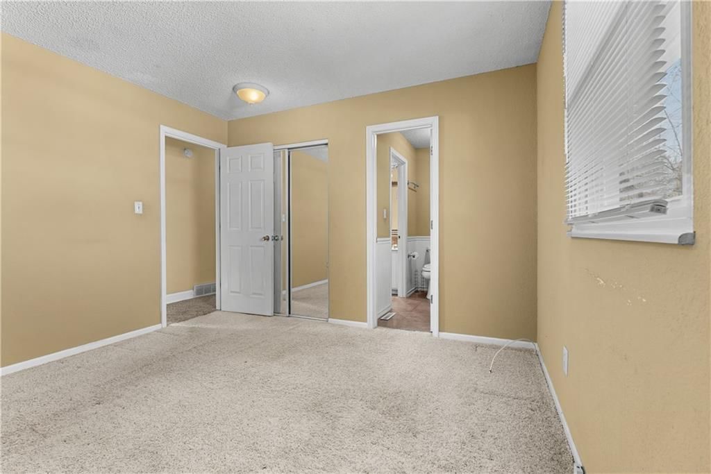 208 Manor Lane — photo 15