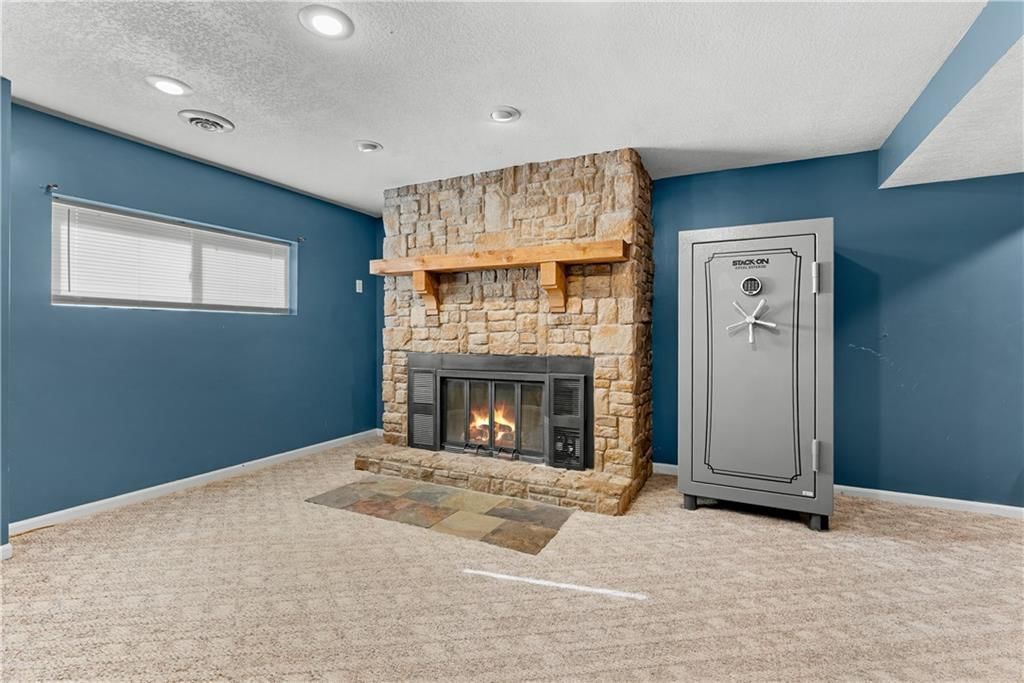 208 Manor Lane — photo 21