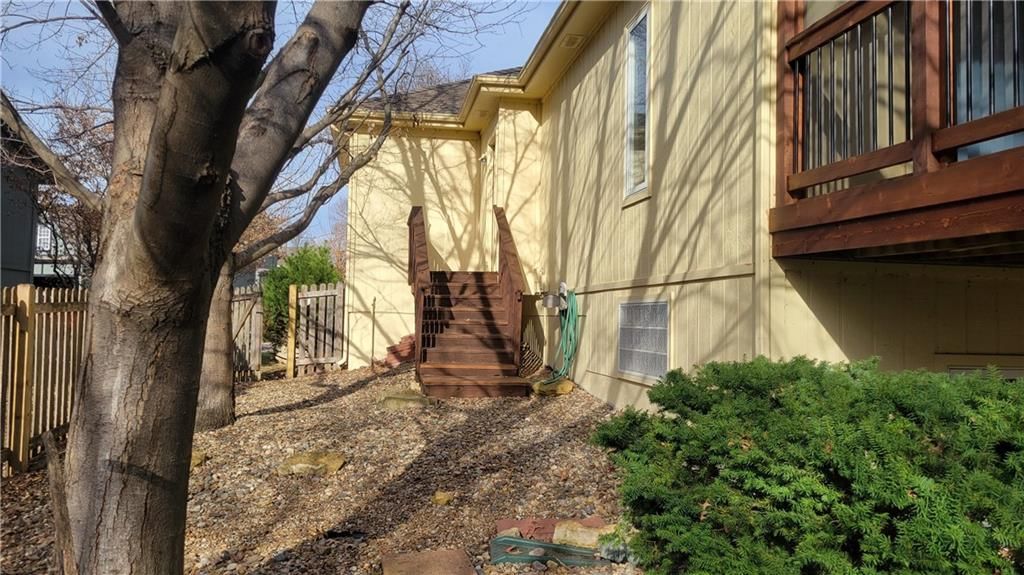 8431 W 156th Terrace — photo 45