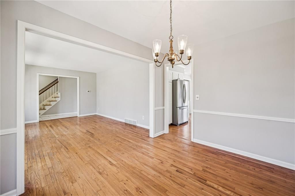 9944 Melrose Street — photo 6