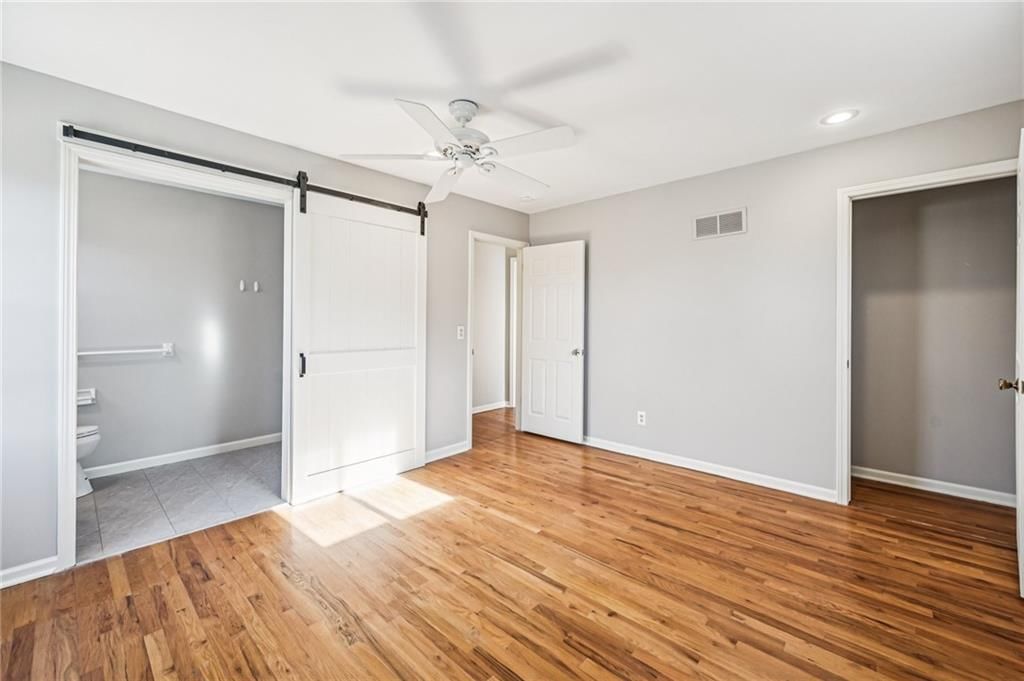 9944 Melrose Street — photo 11