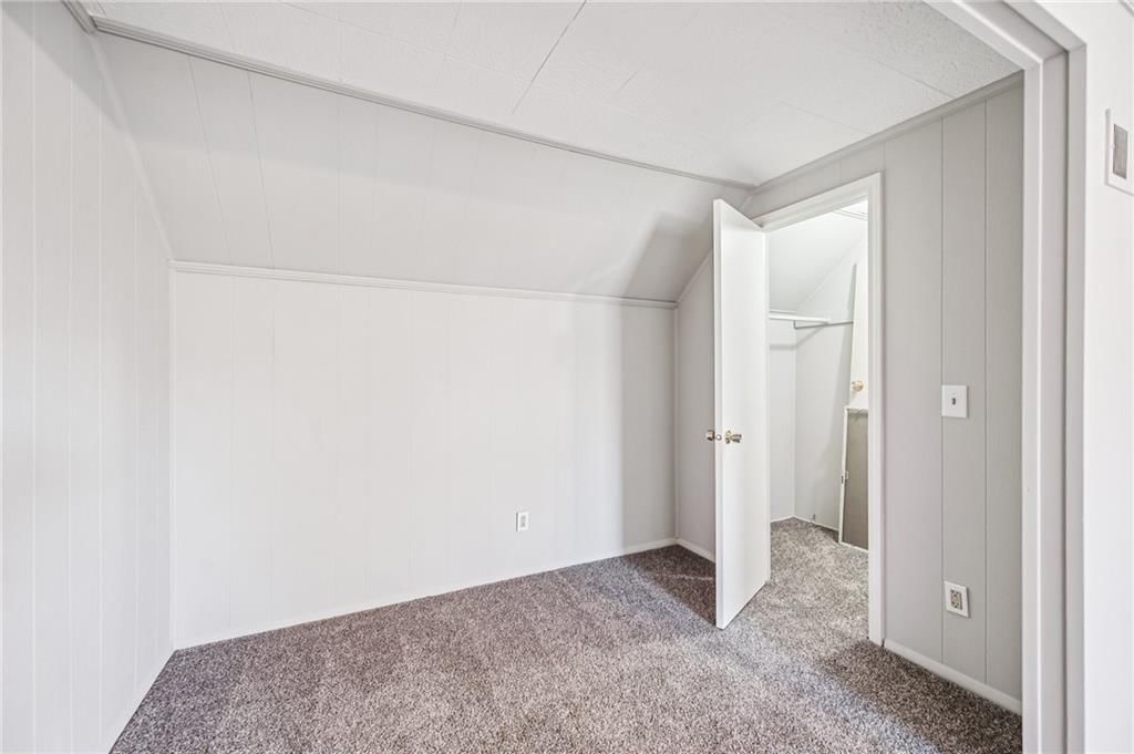 9944 Melrose Street — photo 21