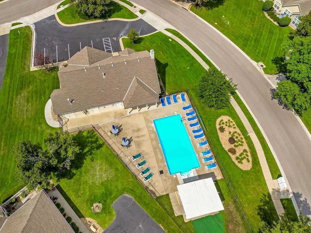923 NE Devon Drive — photo 4