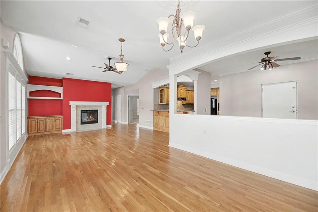 5413 W 145th Terrace — photo 6