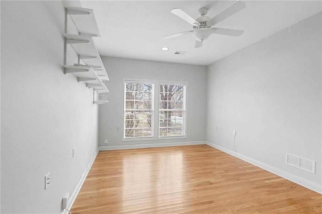 5413 W 145th Terrace — photo 29