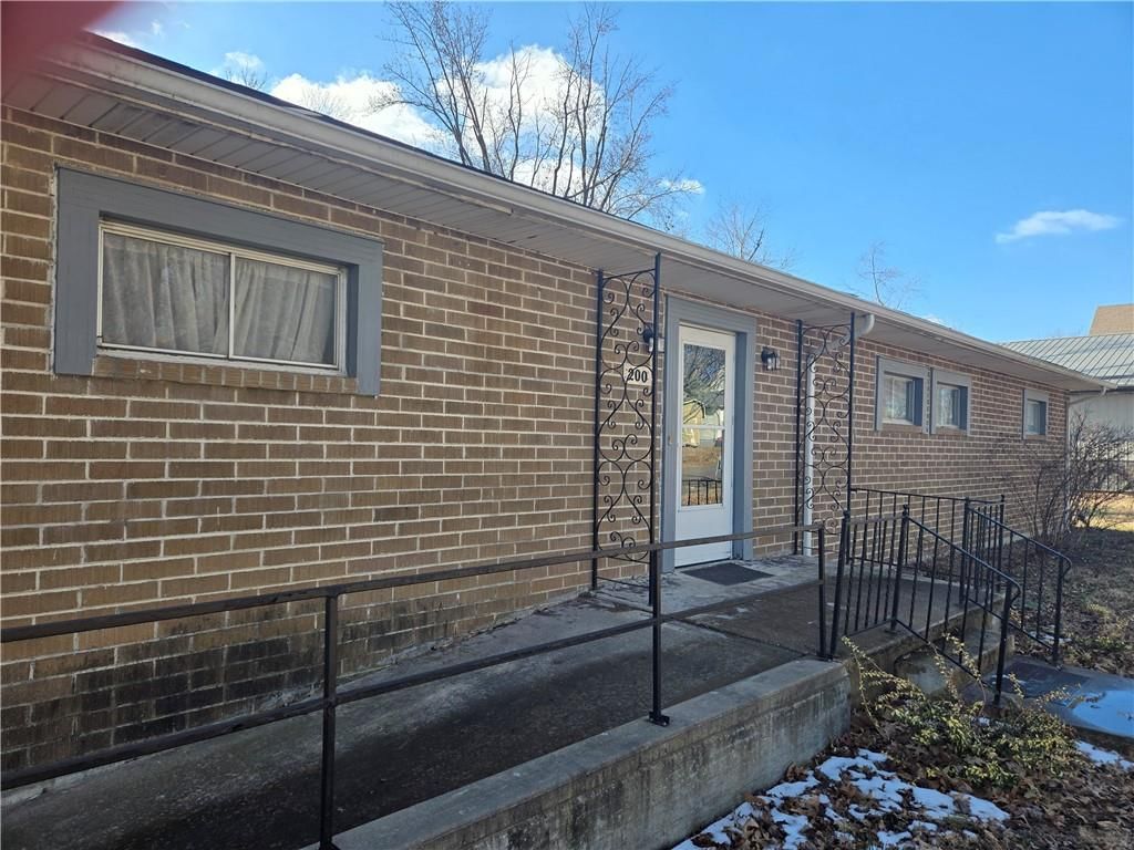 200 Ruby Street — photo 2