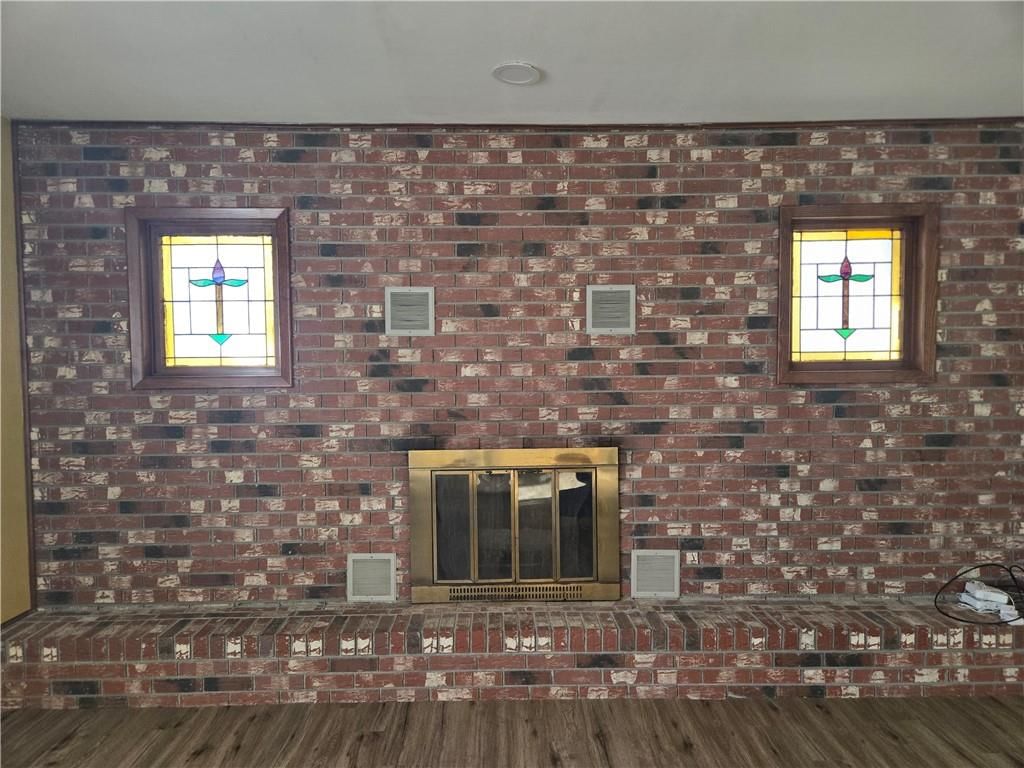 200 Ruby Street — photo 28