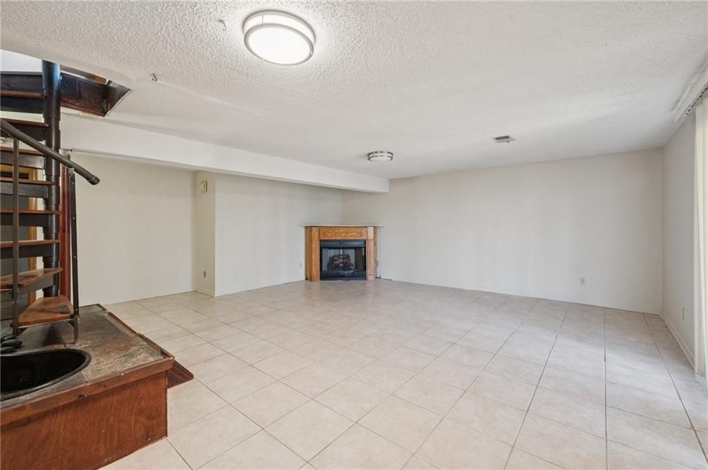 7044 N Askew Avenue — photo 23