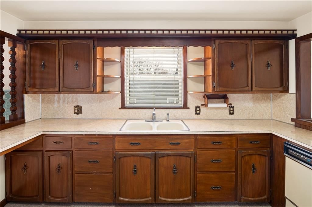 707 Court Street — photo 13