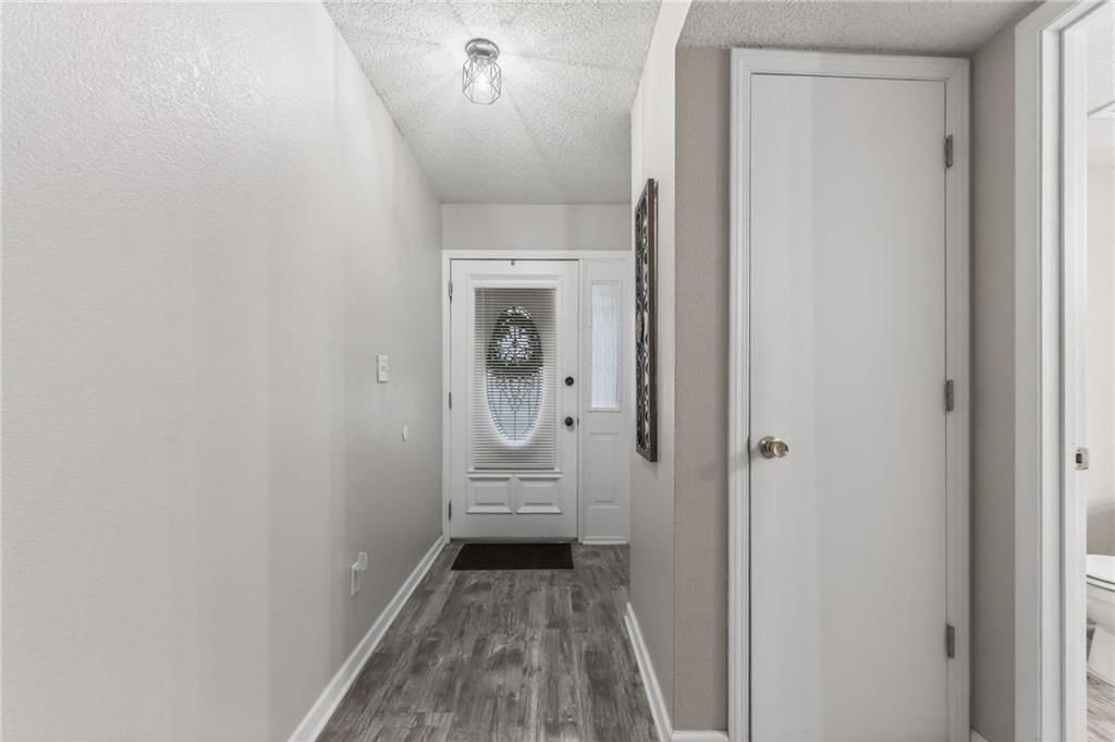 6125 NE Moonstone Court — photo 5