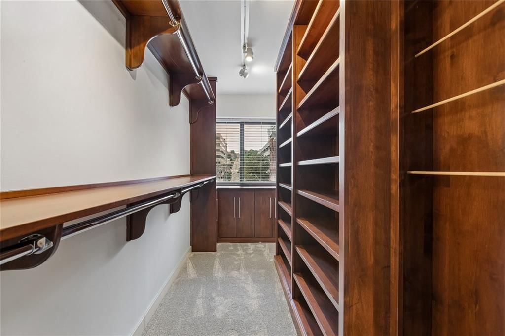 803 W 48th Street — photo 37