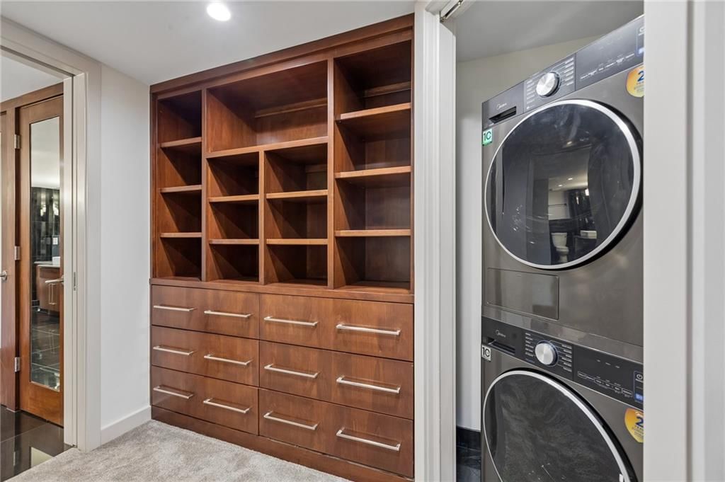 803 W 48th Street — photo 39