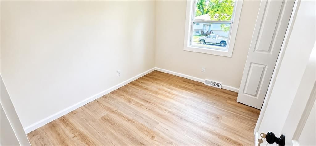 312 W Martin Street — photo 6