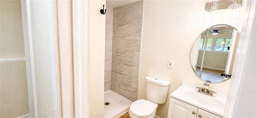 312 W Martin Street — photo 24