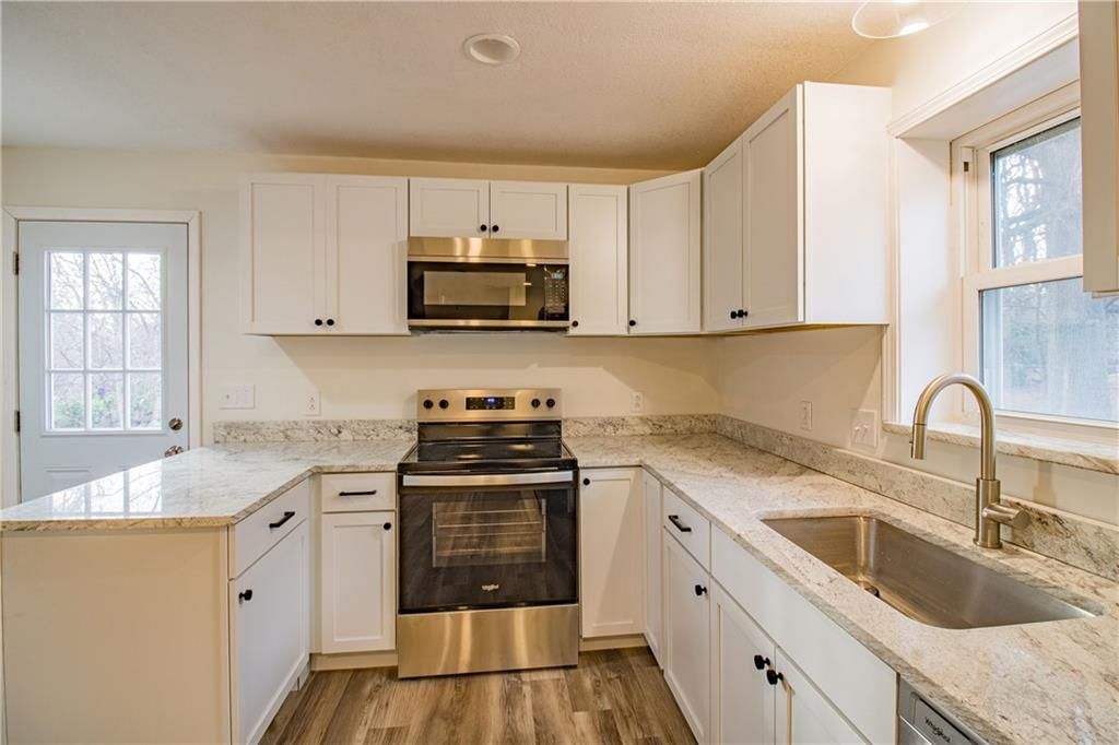 432 E Market Street — photo 8