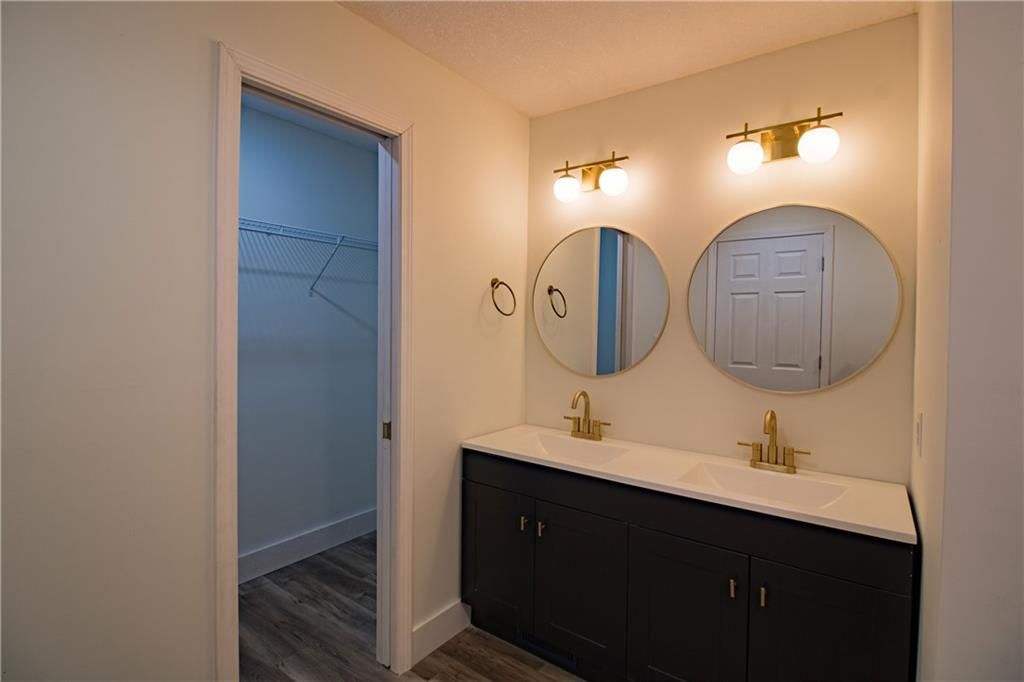 432 E Market Street — photo 22