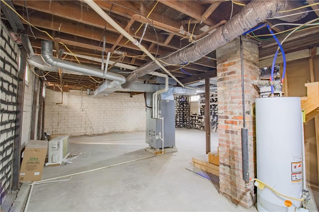 432 E Market Street — photo 25