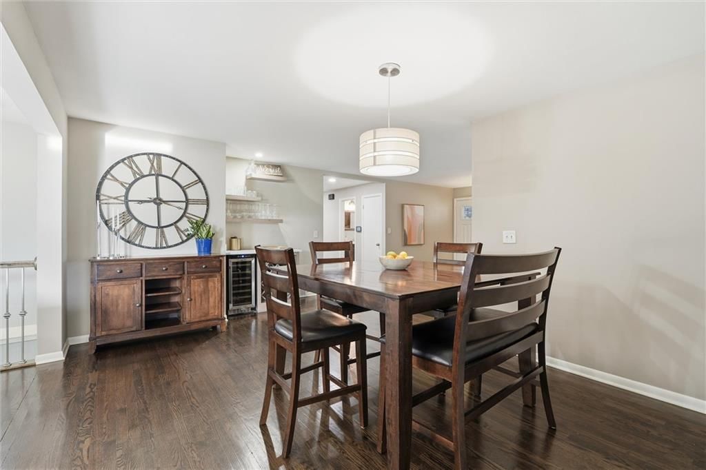 8100 Tomahawk Road — photo 10