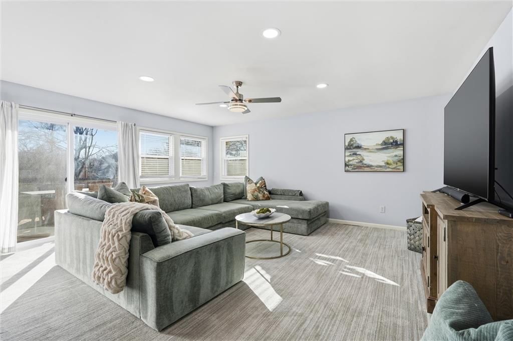 8100 Tomahawk Road — photo 18