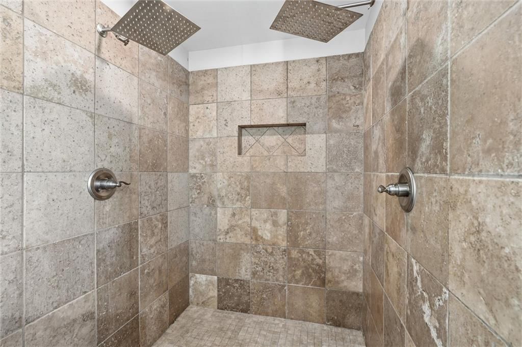 8100 Tomahawk Road — photo 26