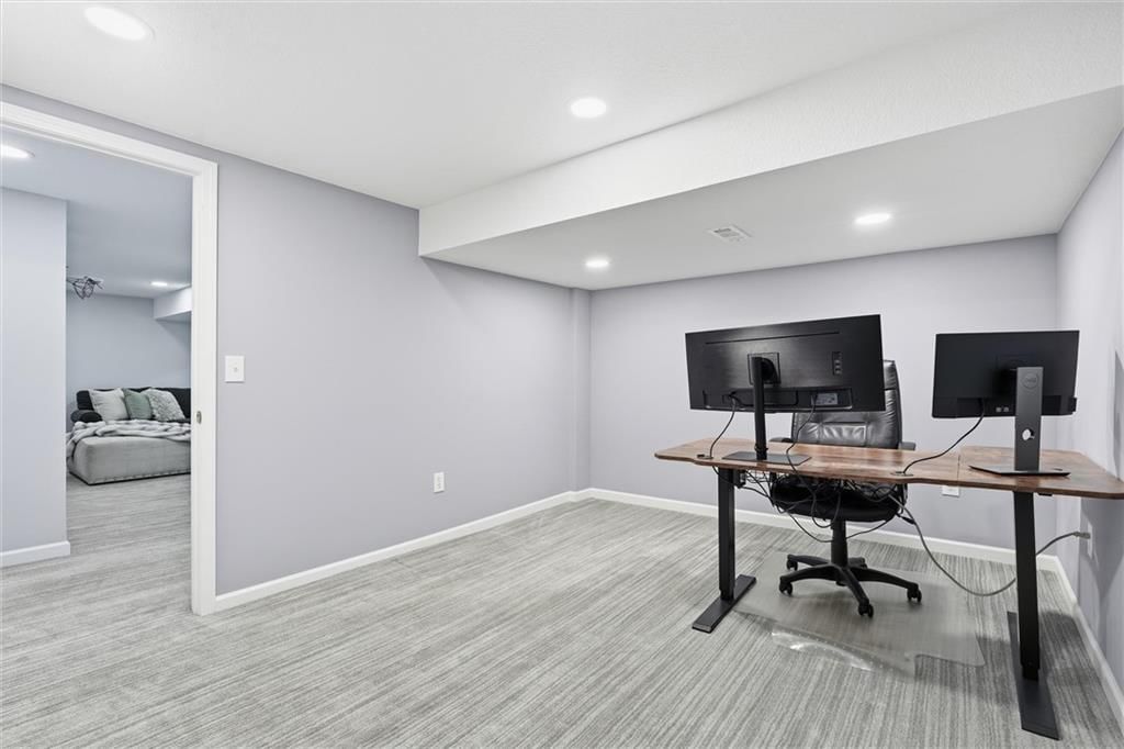 8100 Tomahawk Road — photo 35