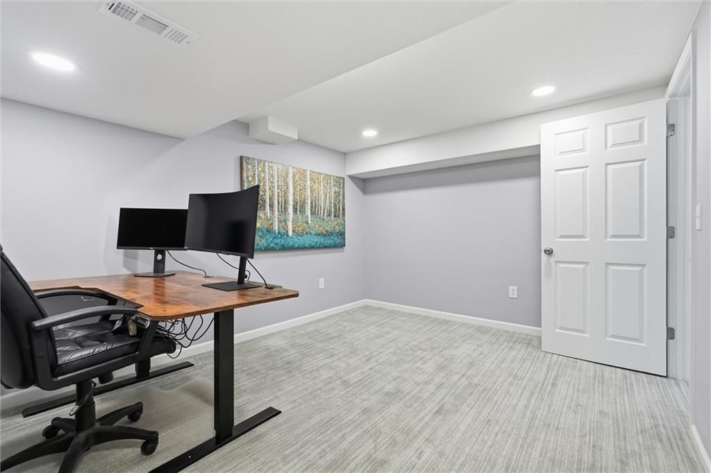 8100 Tomahawk Road — photo 36
