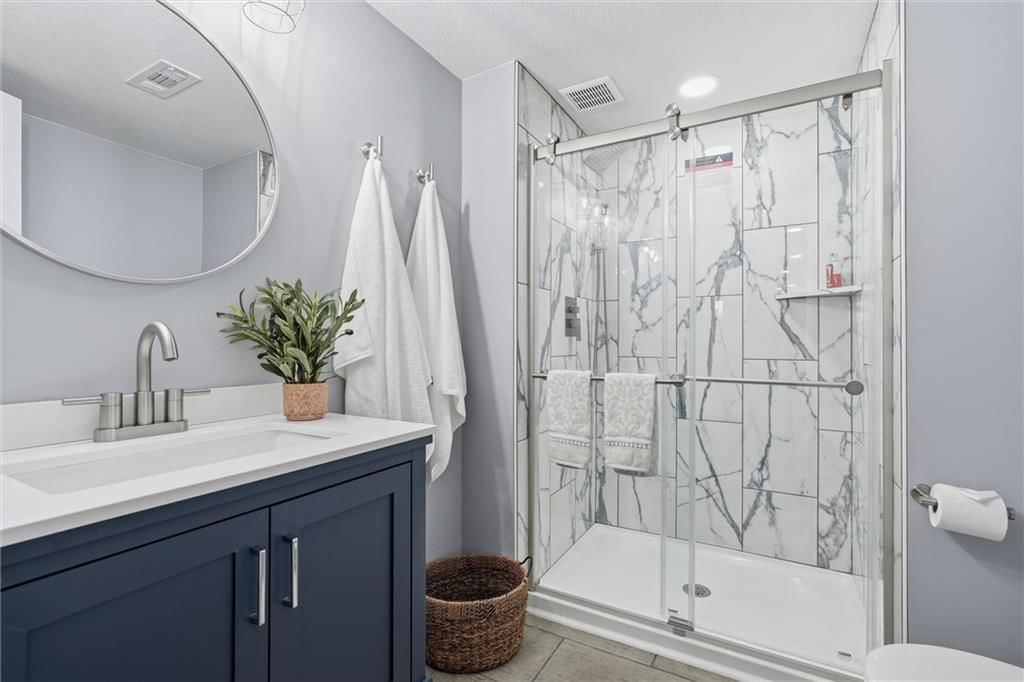 8100 Tomahawk Road — photo 37