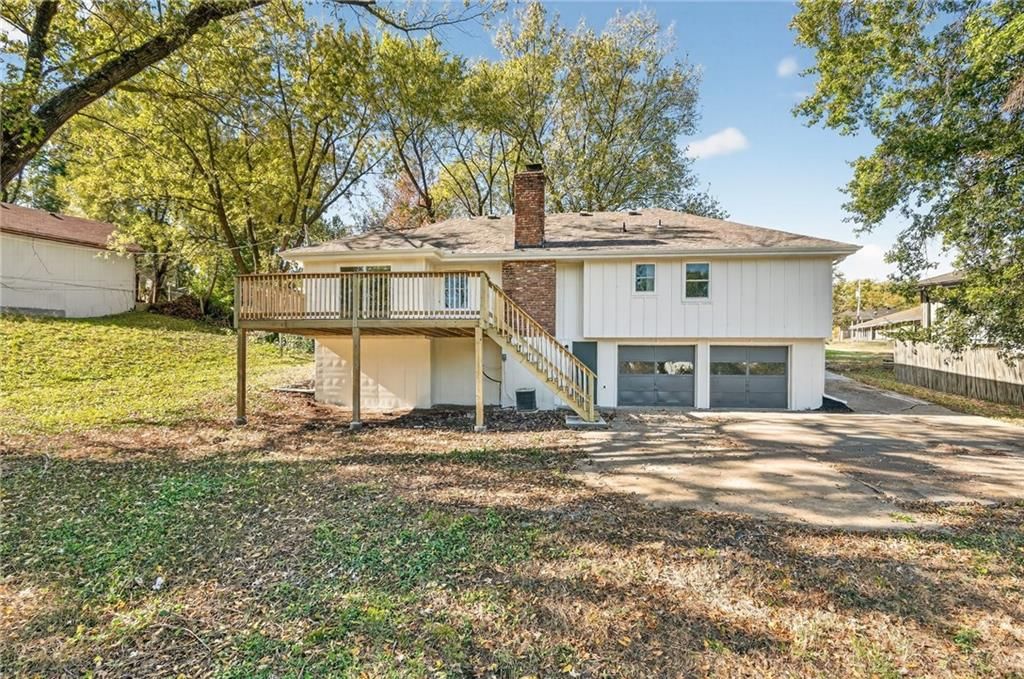 9825 Potter Circle — photo 3