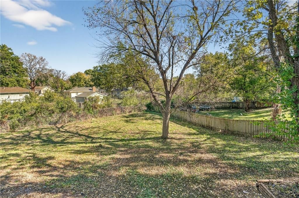 9825 Potter Circle — photo 6