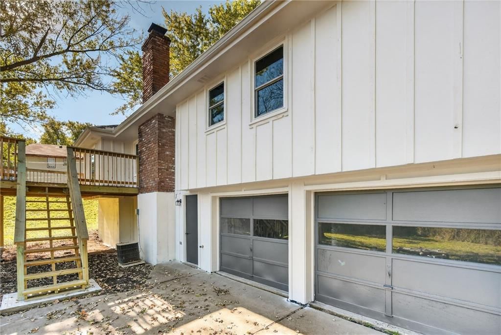 9825 Potter Circle — photo 7
