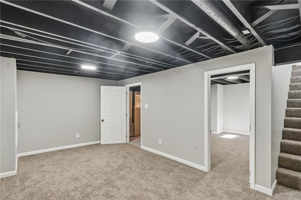 9825 Potter Circle — photo 30