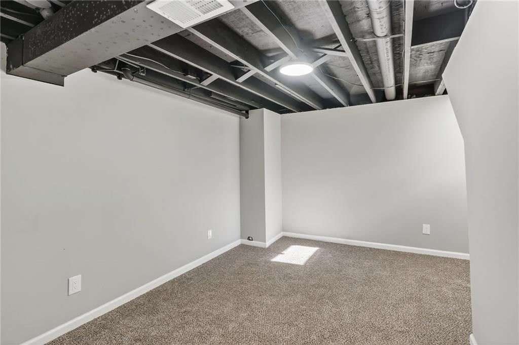 9825 Potter Circle — photo 31